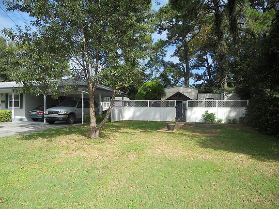 2nd image of 2807 Canary Dr