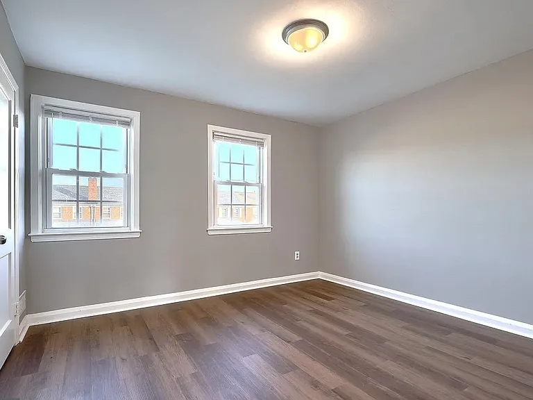 7268 Bridgewood Dr — Photo 6