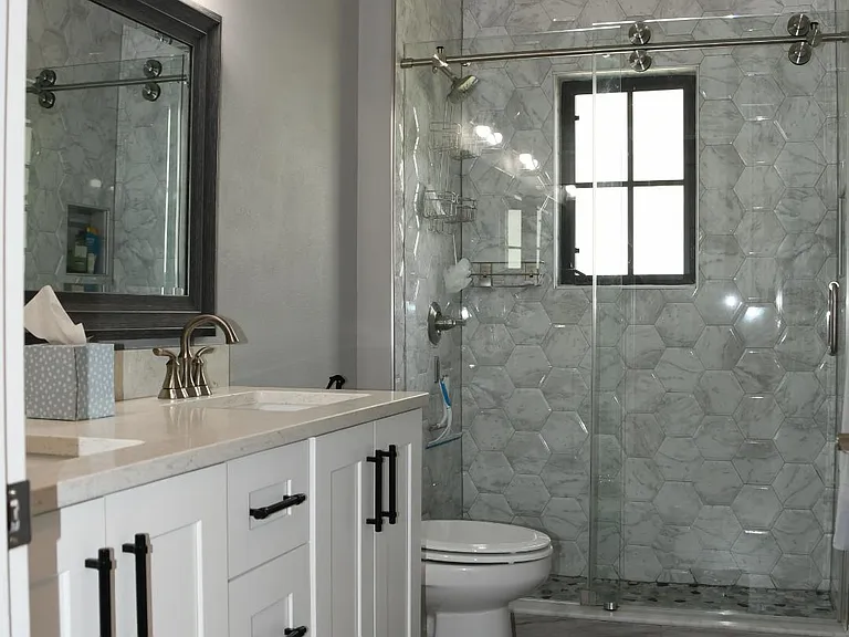 2nd bathroom