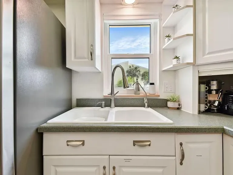 314 Windrush Blvd #13 — Photo 14