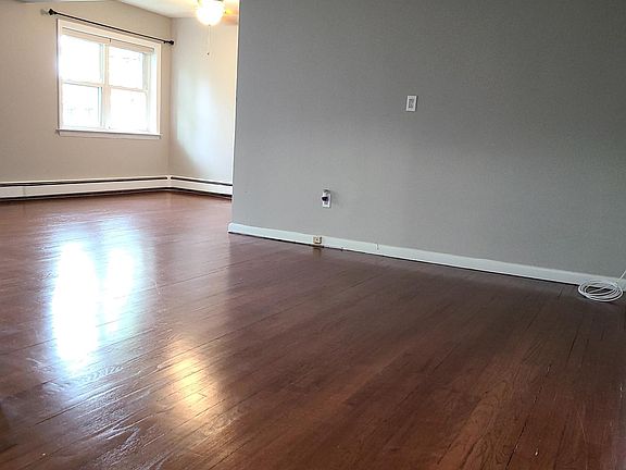 5th image of 300 Claremont Ave #C-7-1