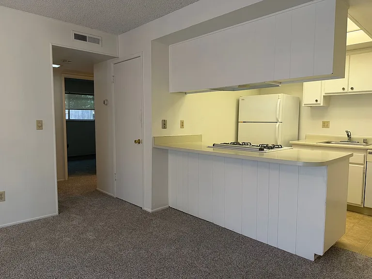 6172 Peoria Dr — Photo 20