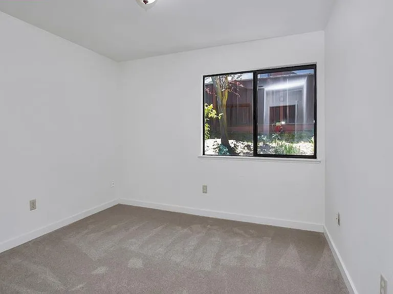 2200 Forsythia Way — Photo 13
