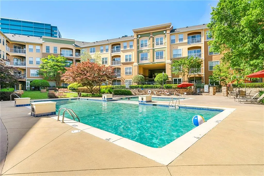 1 bed, 793 sqft, $1,750 — Photo 3
