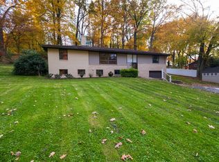 300 Wexford Bayne Rd, Wexford, PA 15090