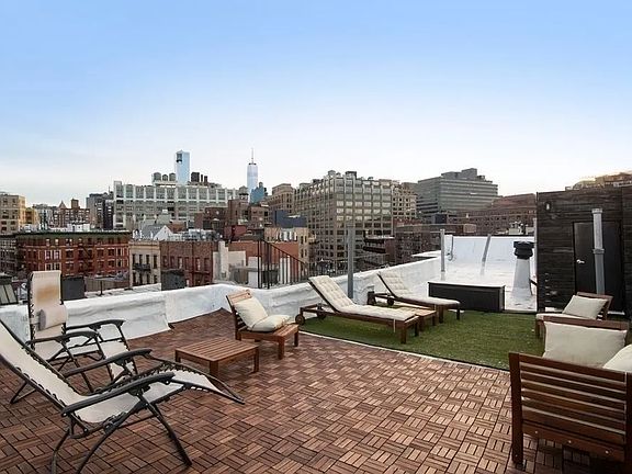 5th image of 48 Bedford St #1A