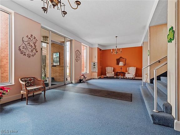 3rd image of 50 S Rocky River Dr APT 501