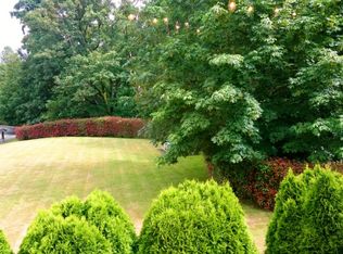 10730 68th Pl S, Seattle, WA 98178