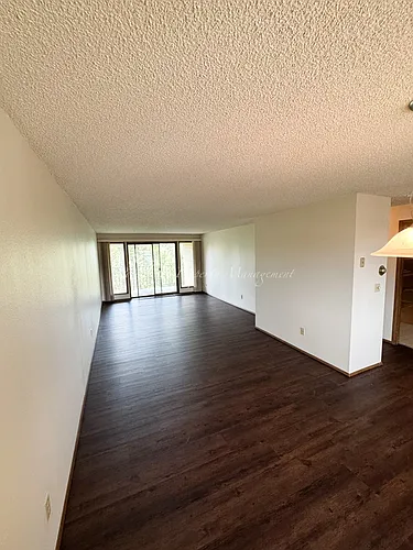 403 La Villa Dr Photo 1