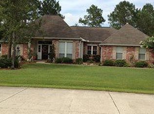 220 Stonewood Dr, Covington, LA 70433