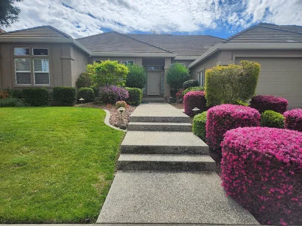 1012 E Landing Way, Sacramento, CA 95831