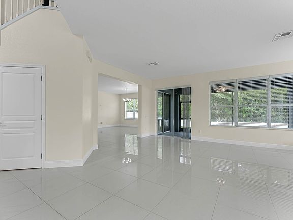 3rd image of 14634 Windigo Ln