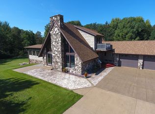 201696 Bentley Rd, Rosholt, WI 54473