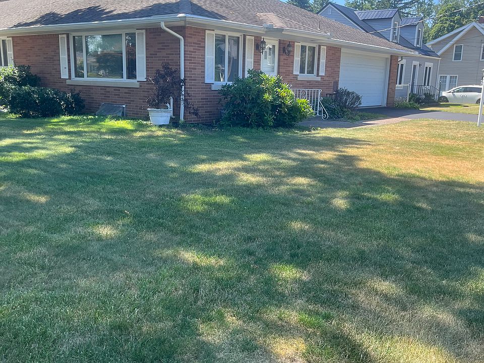 1st image of 934 Potomac Ave
