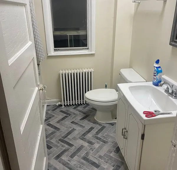 2811 N Calvert St #1 — Photo 5