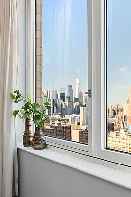 Sold by Compass | media 10