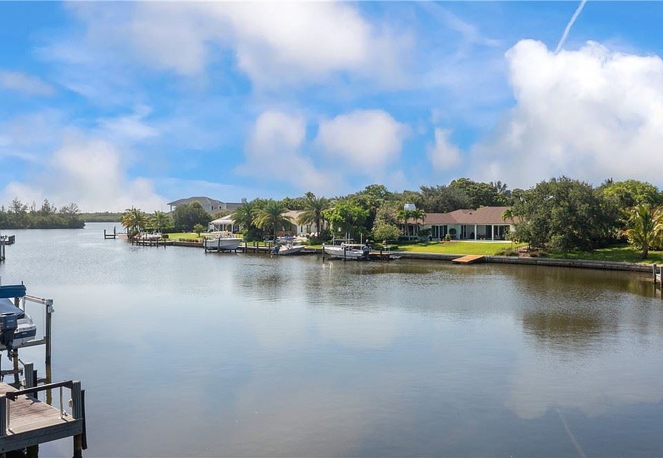 1st image of 4635 Pebble Bay S