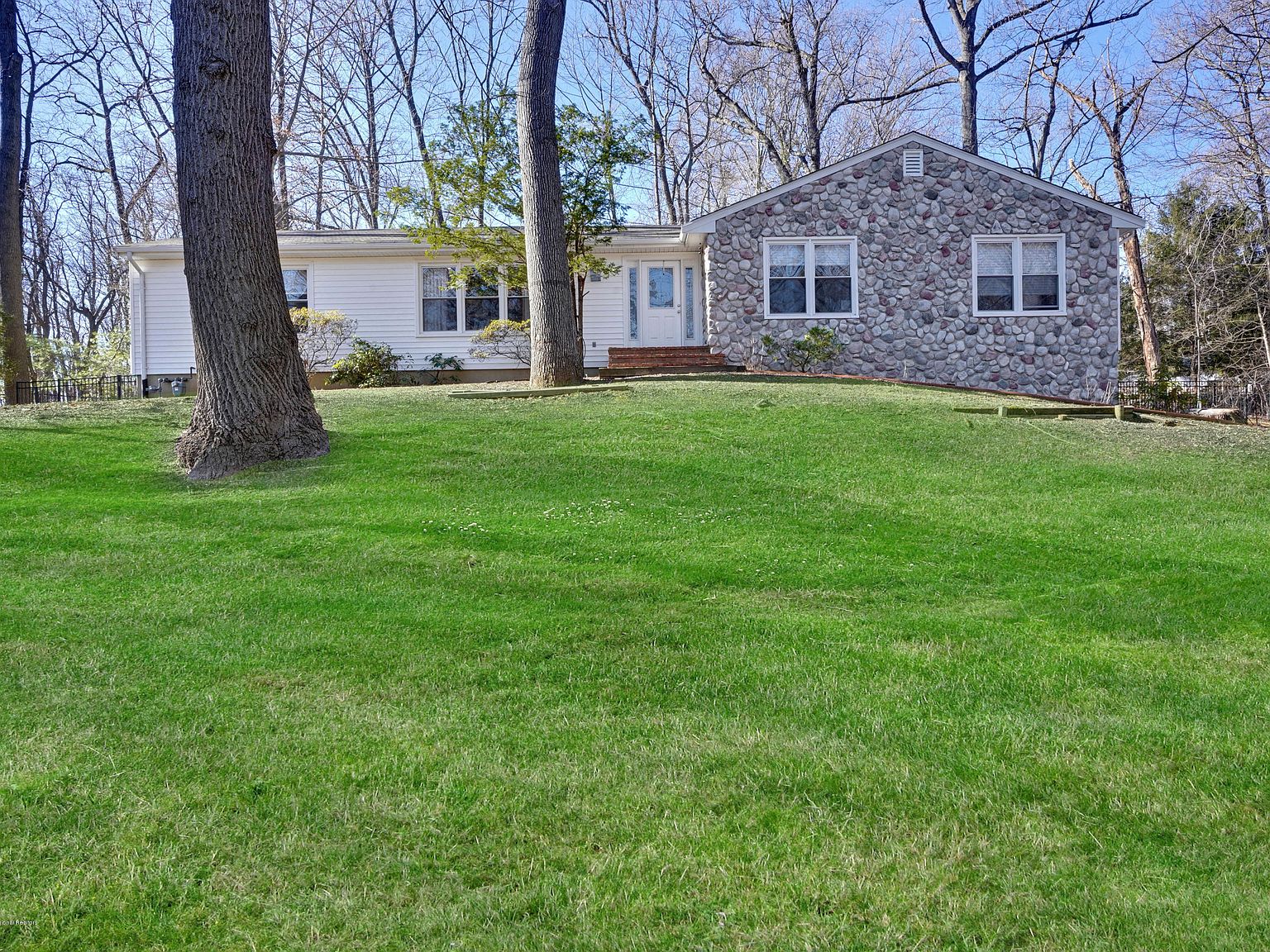 223 Borden Rd, Middletown, NJ 07748 Zillow