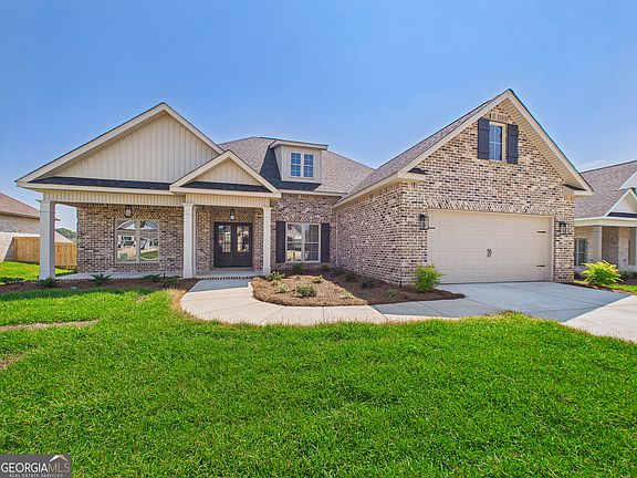3rd image of 141 Woodwinds Ct