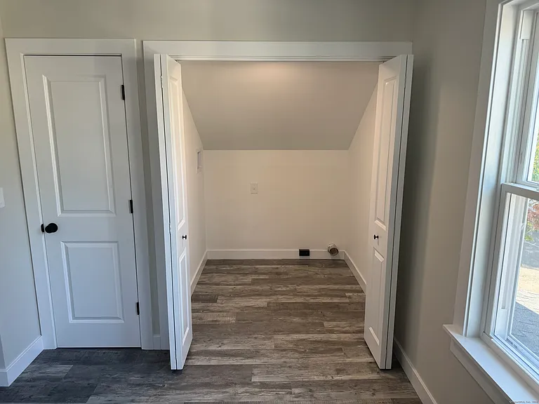 267 Hebron Ave — Photo 7