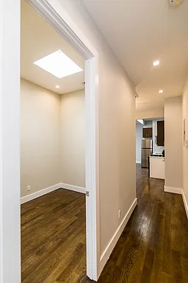 Rented by Nooklyn NYC LLC | media 26