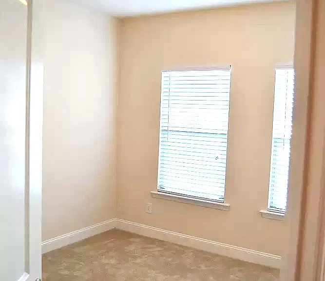 1002 Waymaker Ct — Photo 14