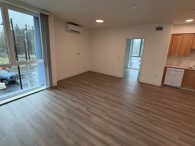 Dolores Apartments — Photo 18