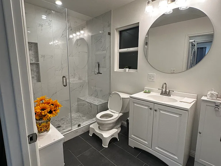 2724 Eagle St — Photo 10