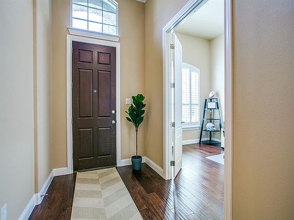 3rd image of 182 Carrington Ln