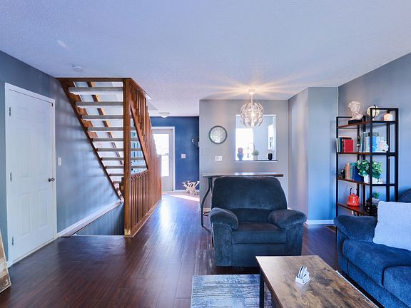 4th image of 241 Glenkirk Dr #107F