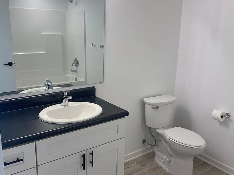 Stoddard Place Apartments — Photo 10
