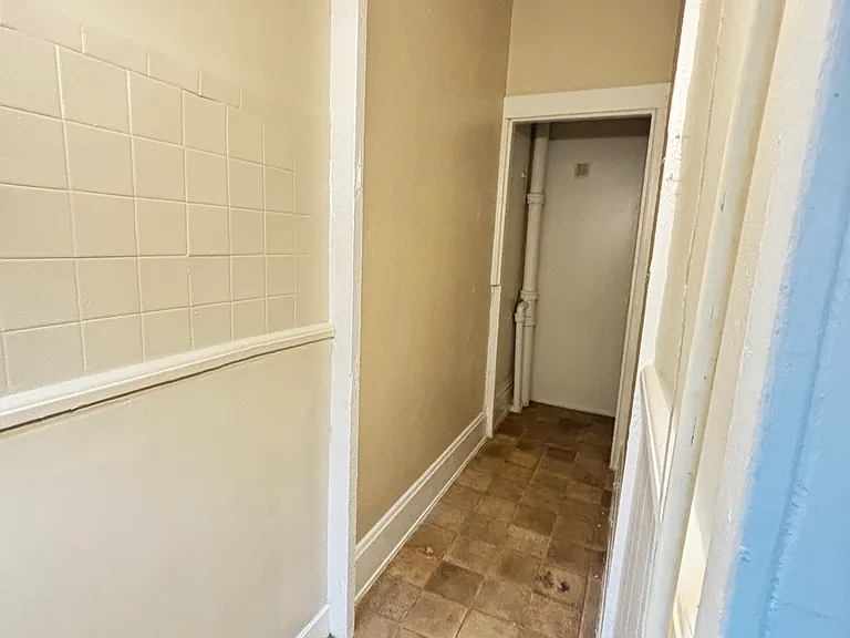 3429 Moulton Ave — Photo 6