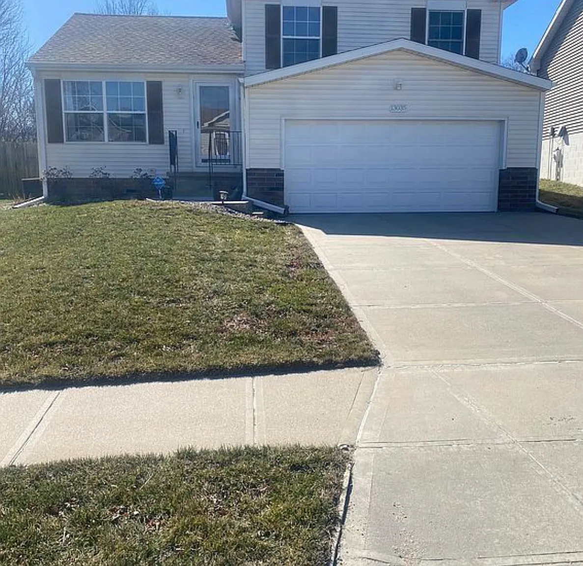 3 bed, 1637 sqft, $2,350 — Photo 1