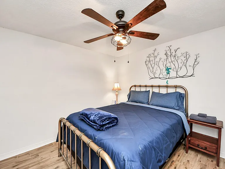 15715 Creekhaven Dr — Photo 6