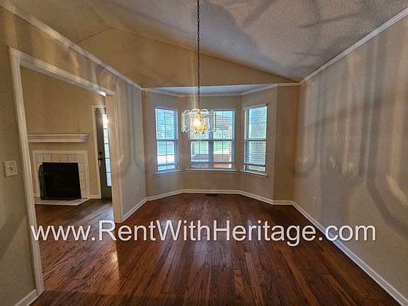 5th image of 4157 Sterling Pointe Dr