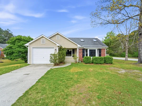 102 Caswell Court, Jacksonville, NC 28546