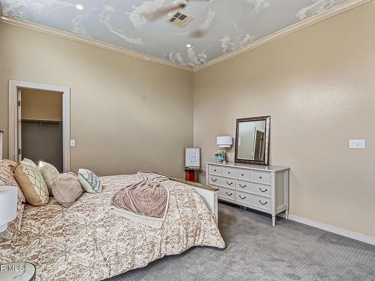 5601 Burning Tree Dr — Photo 37