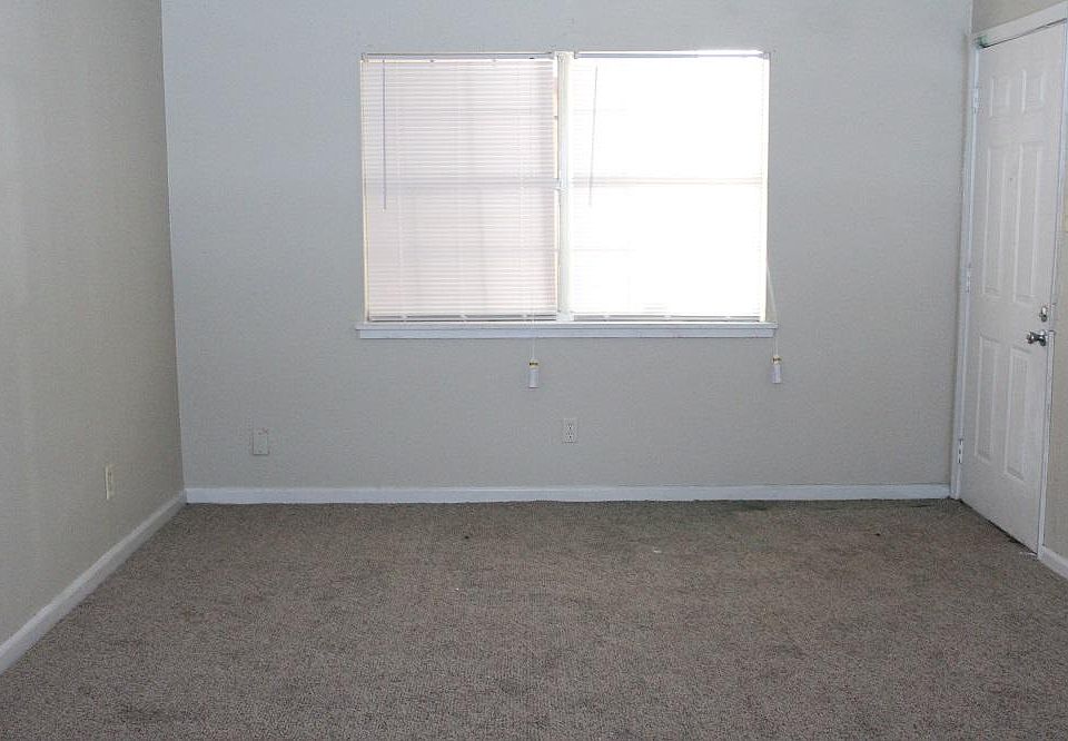 2nd image of 1310 Louisiana St APT 19