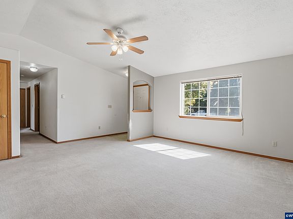 5th image of 620 McCall Way