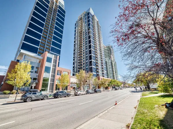 1320 W 1st St SE #401, Calgary, AB T2G 0G8
