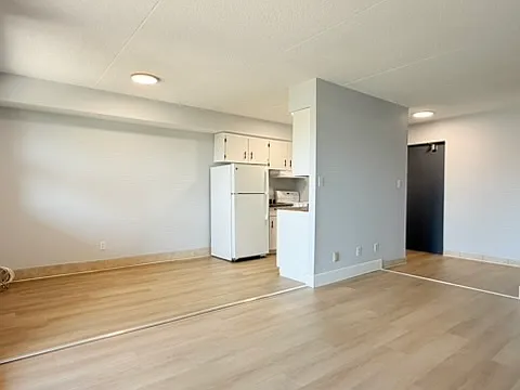 1071 McDougall St #405 — Photo 2