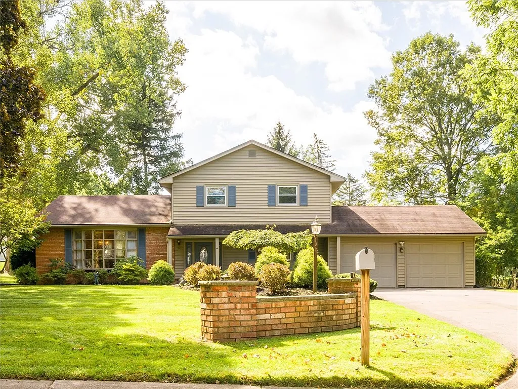 105 Clearview Dr photo 1