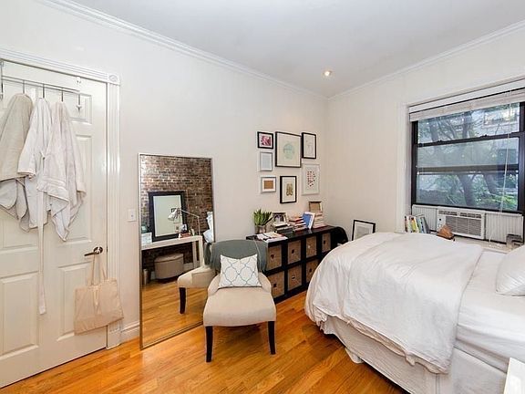 2nd image of 320 W 14th St #2D