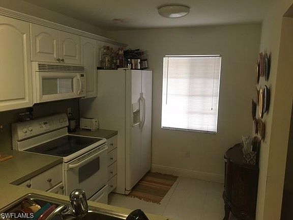 5th image of 1227 SE 23rd Pl APT 1