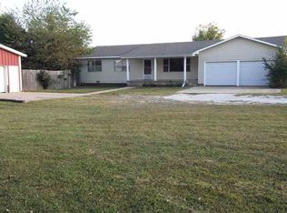 20760 85th Rd, Winfield, KS 67156