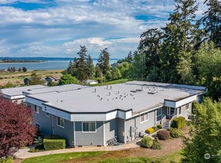 777 SW 19th Ct APT C2, Oak Harbor, WA 98277