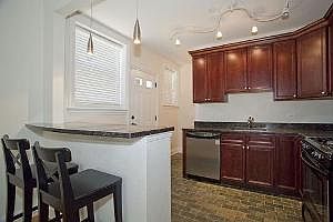 5th image of 5074 N Wolcott Ave APT 3