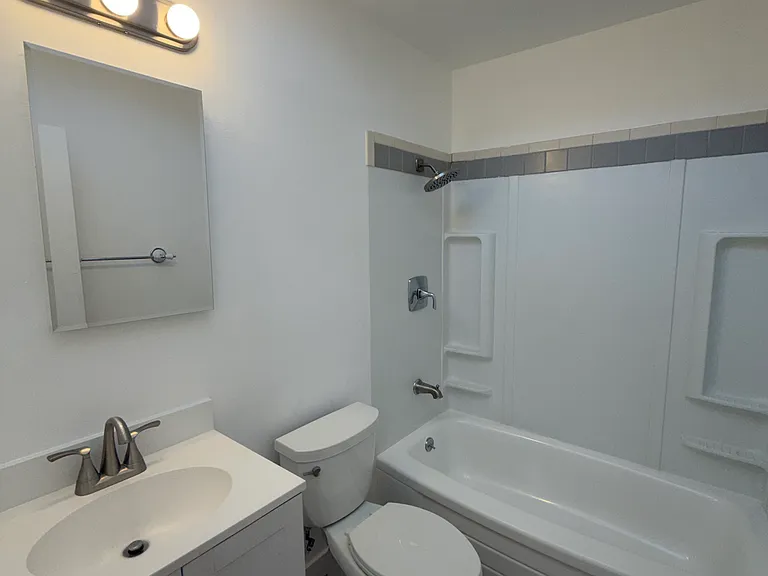 30 W Harder Rd — Photo 1