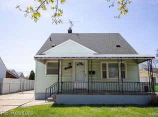28651 Melvin St, Roseville, MI 48066