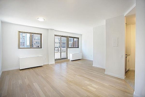 1st image of 101 W 55th St #2204